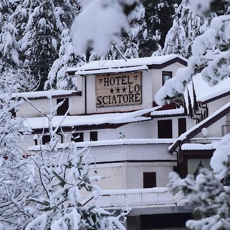hotel lo sciatore Cotronei Esterno foto