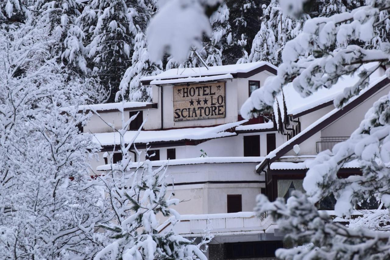 hotel lo sciatore Cotronei Esterno foto