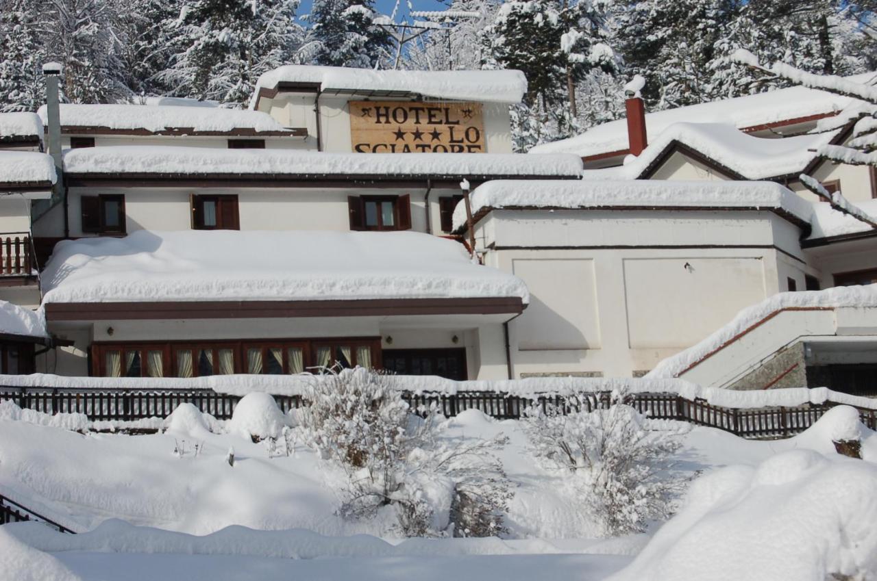 hotel lo sciatore Cotronei Esterno foto