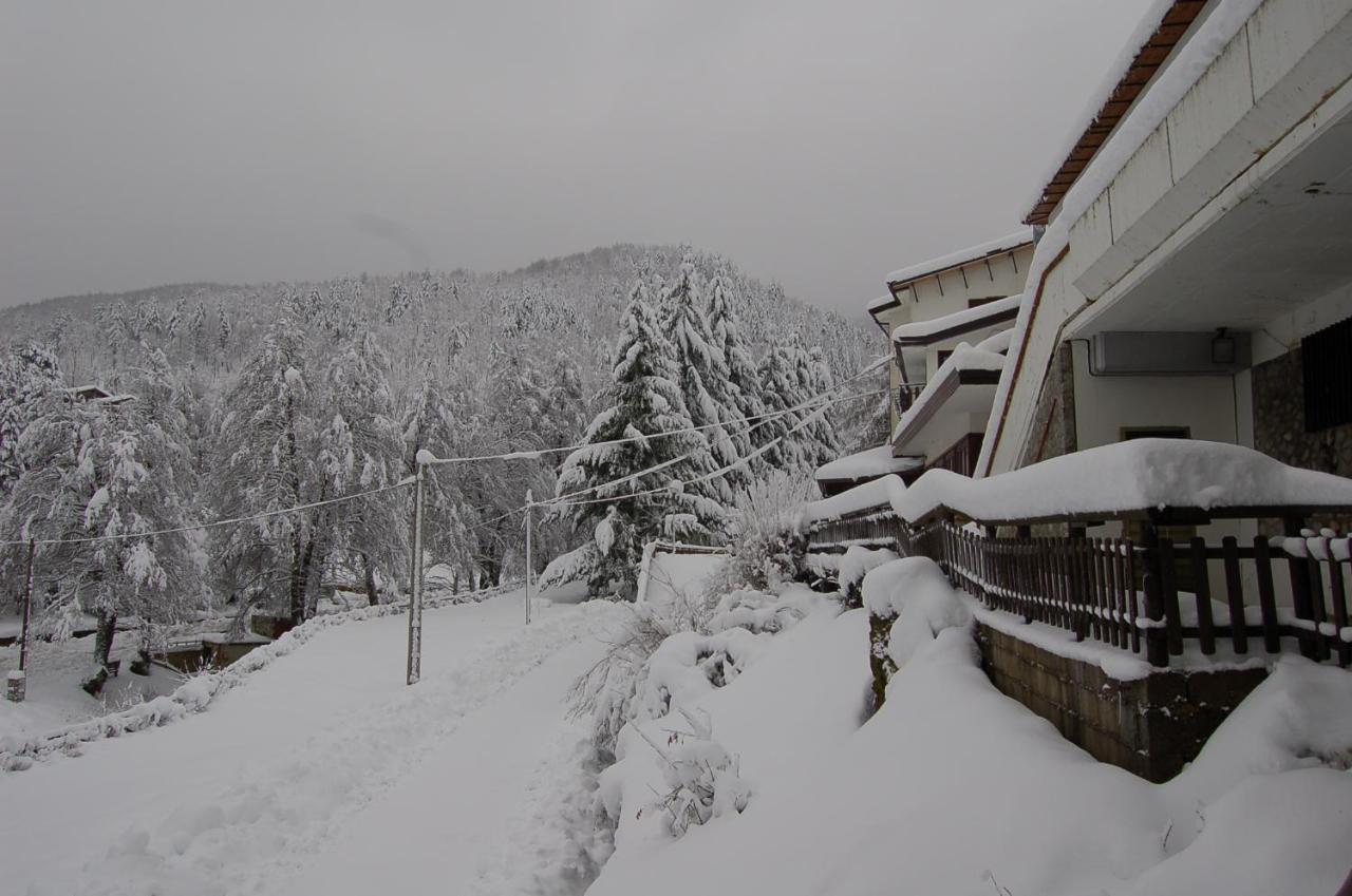 hotel lo sciatore Cotronei Esterno foto
