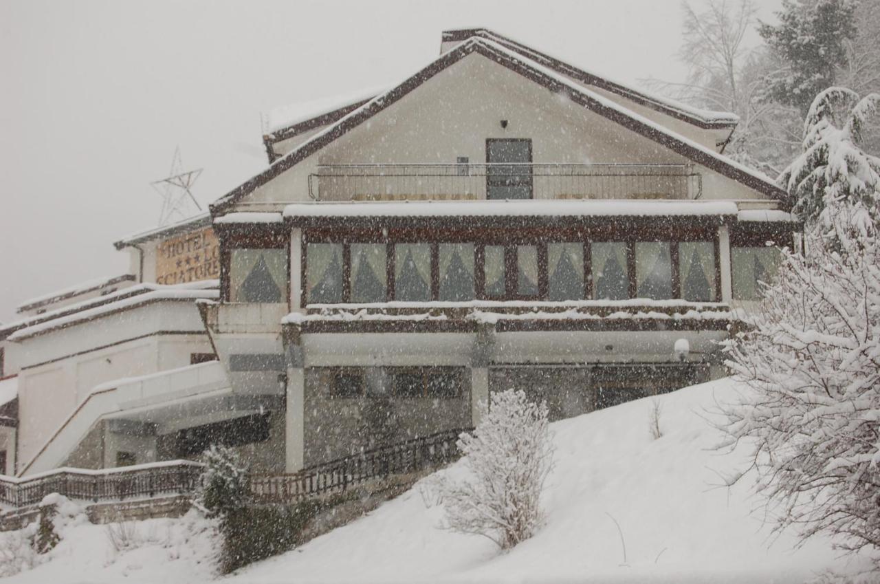 hotel lo sciatore Cotronei Esterno foto