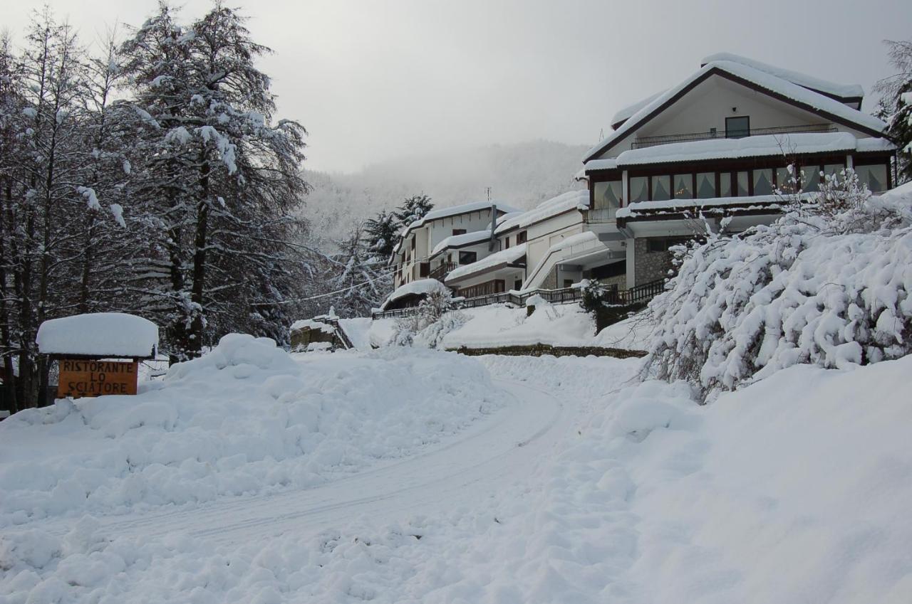 hotel lo sciatore Cotronei Esterno foto