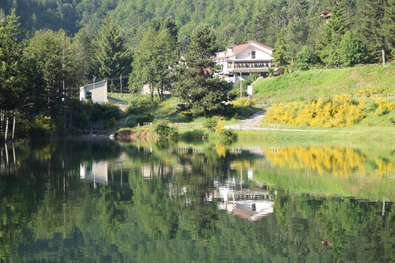 hotel lo sciatore Cotronei Esterno foto