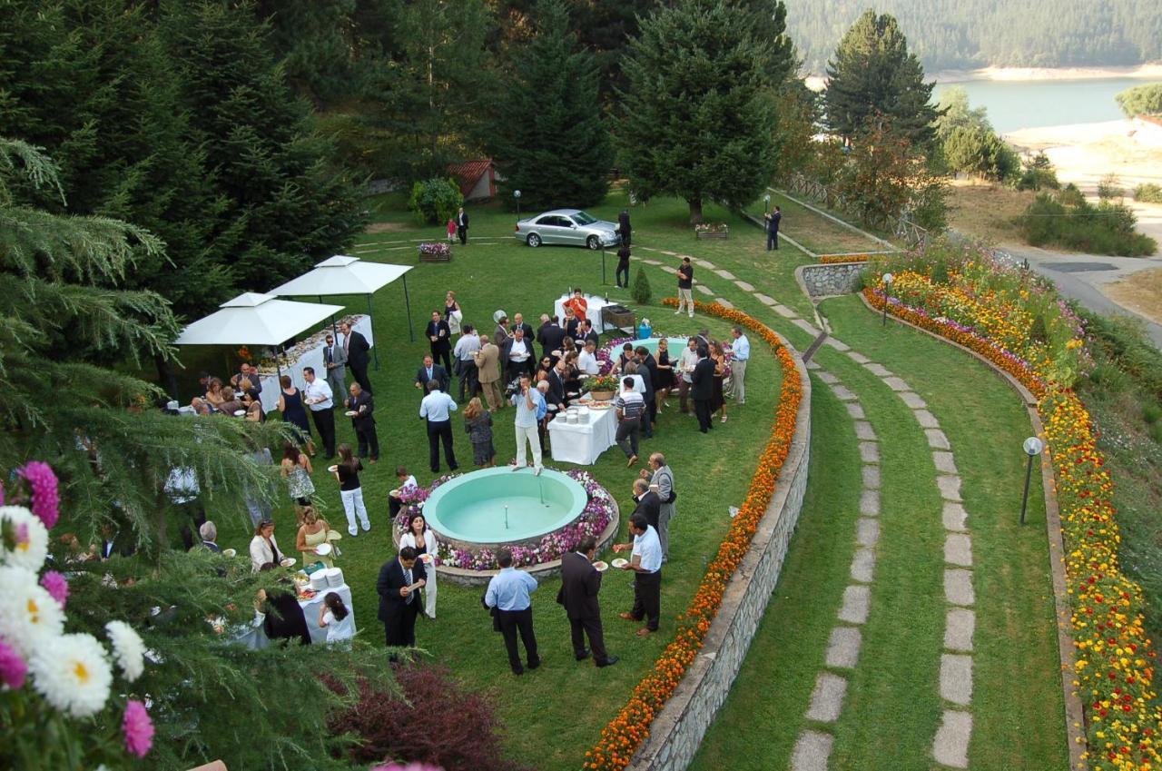 hotel lo sciatore Cotronei Esterno foto