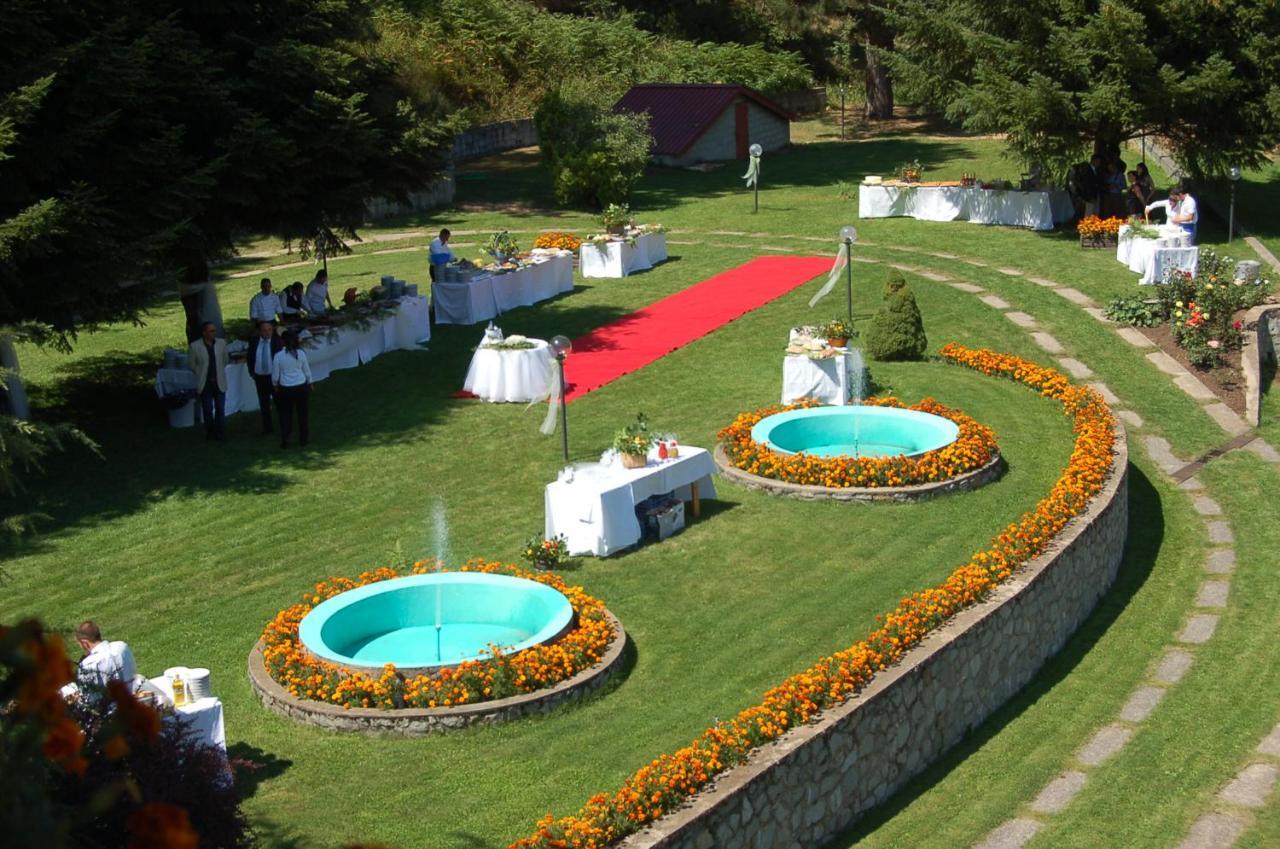 hotel lo sciatore Cotronei Esterno foto