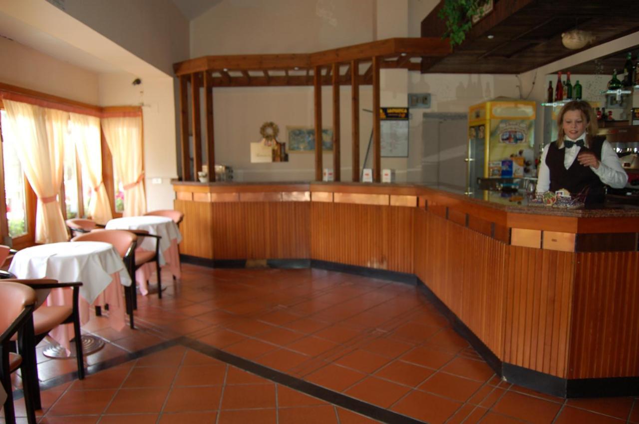 hotel lo sciatore Cotronei Esterno foto